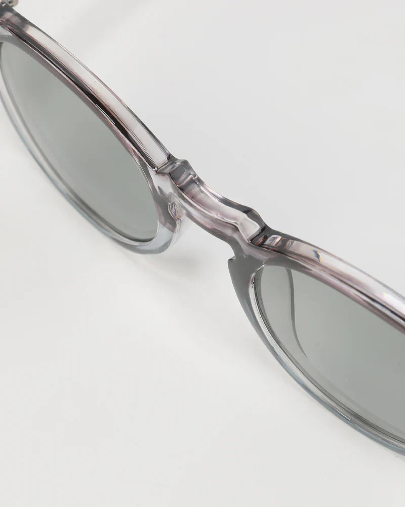 VENICE Old Money Sunglasses - Image 5